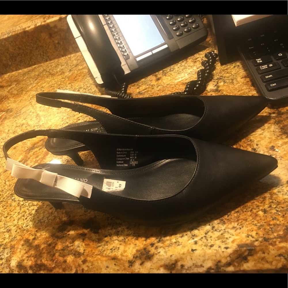Kitten heels 11W